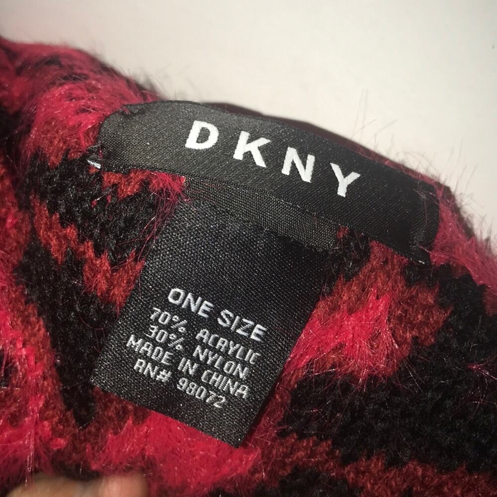 DKNY $36 NEW Red & Black Fuzzy Animal Print Beanie Cheetah Toboggan Hat Cap - Picture 3 of 4
